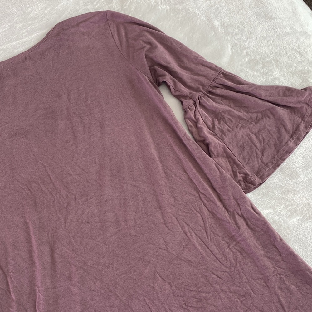 Simply Southern velvet mauve bell sleeve midi dress - Picture 11 of 17